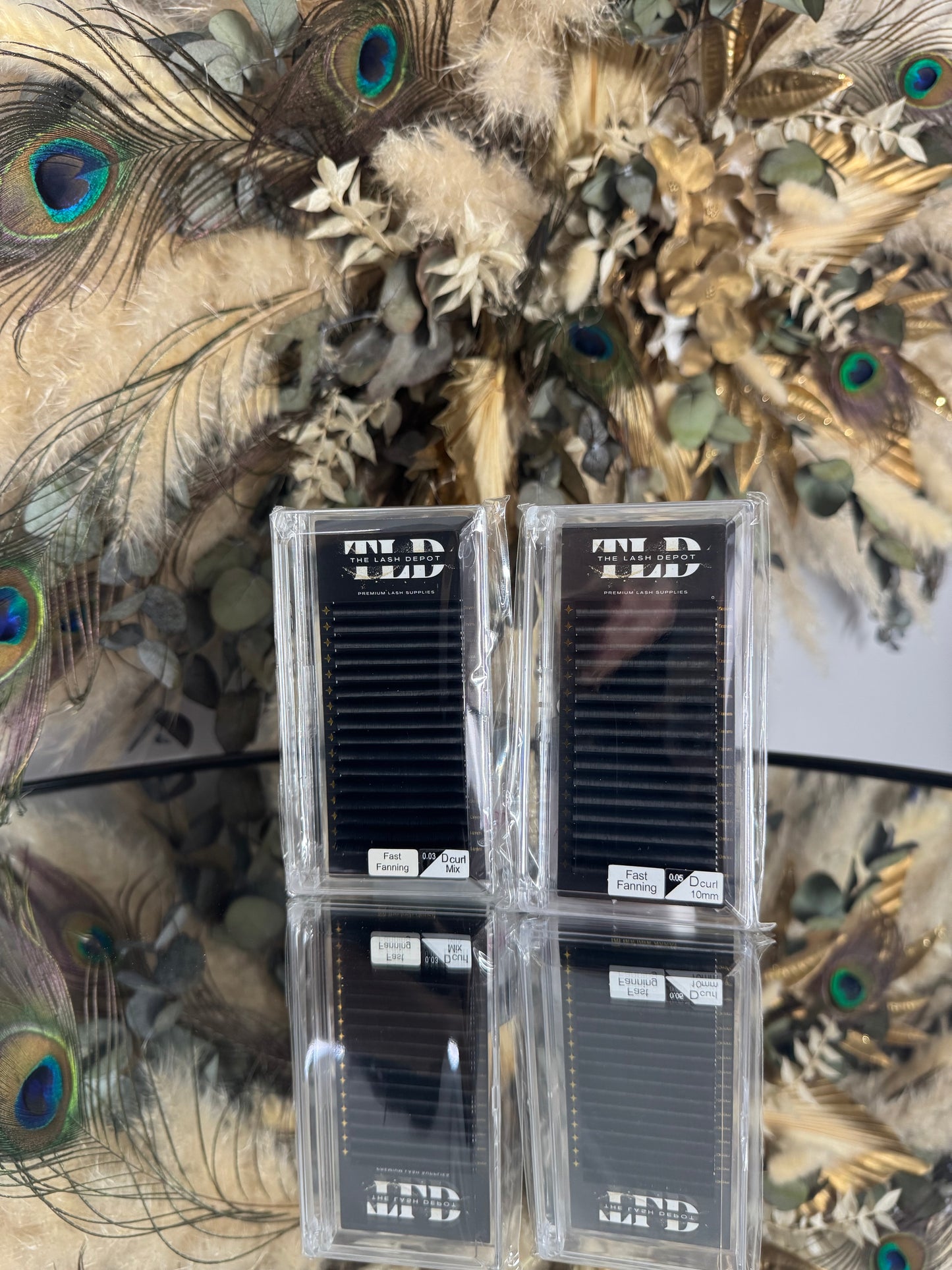 DOUBLE LAYERED EASY FAN LASH TRAYS (D CURL)