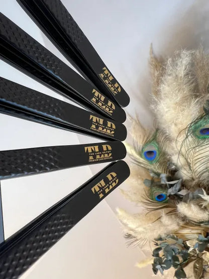 LASH TWEEZERS